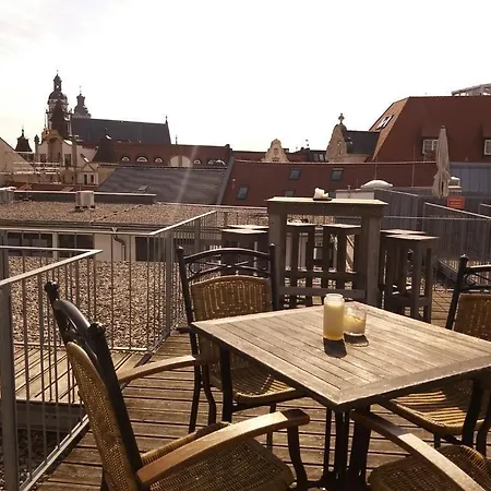 Five Elements & Capsules Kapszulahotel *