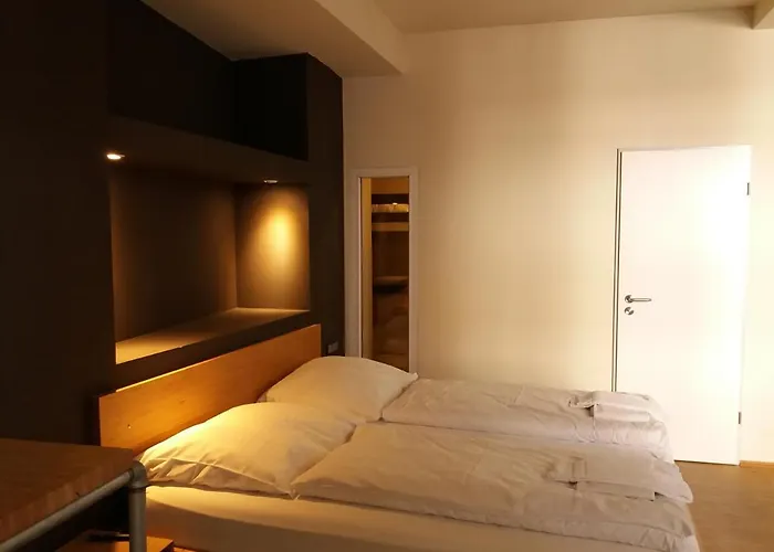 Five Elements & Capsules