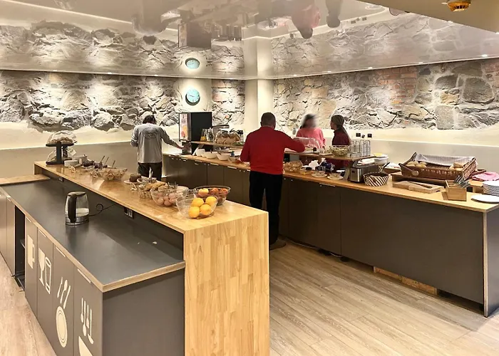 Five Elements & Capsules بيت شباب لبسيا