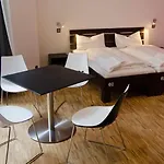 Five Elements & Capsules Hostel