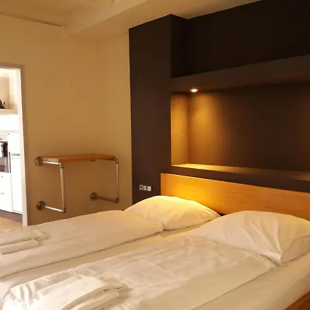 Five Elements & Capsules