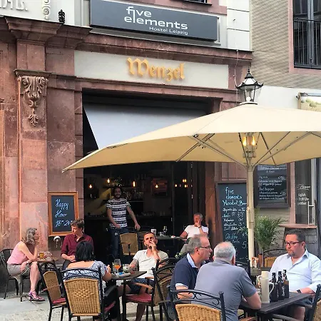 Five Elements & Capsules * Leipzig