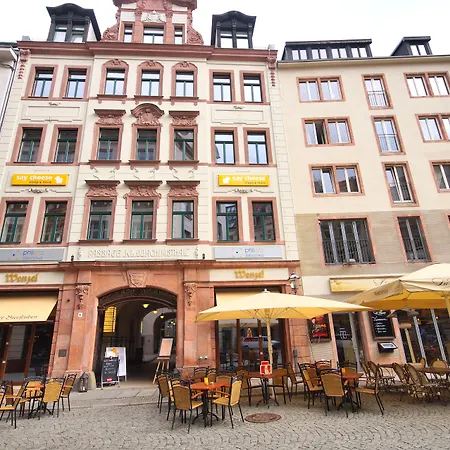 Five Elements & Capsules Hostel Leipzig