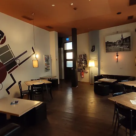 Hotel Cápsula Five Elements & Capsules *