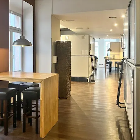 מלון קפסולה Five Elements & Capsules לייפציג