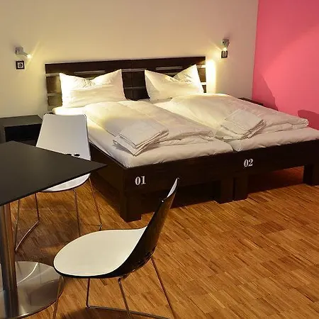 Five Elements & Capsules Hostel Leipzig