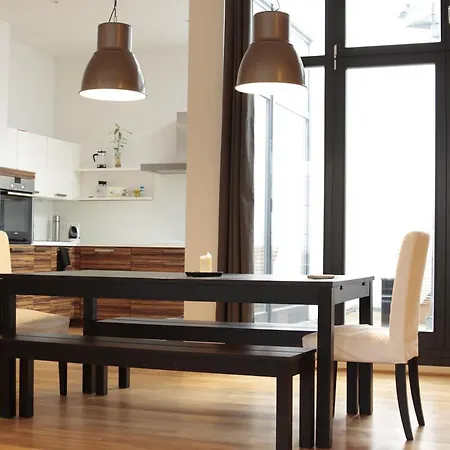 Hostal Five Elements