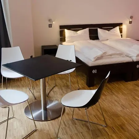 Five Elements & Capsules Hostel