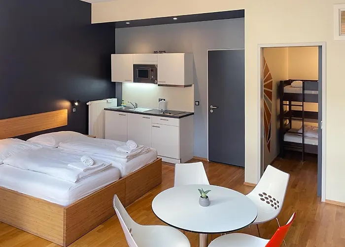 Hostel Five Elements & Capsules