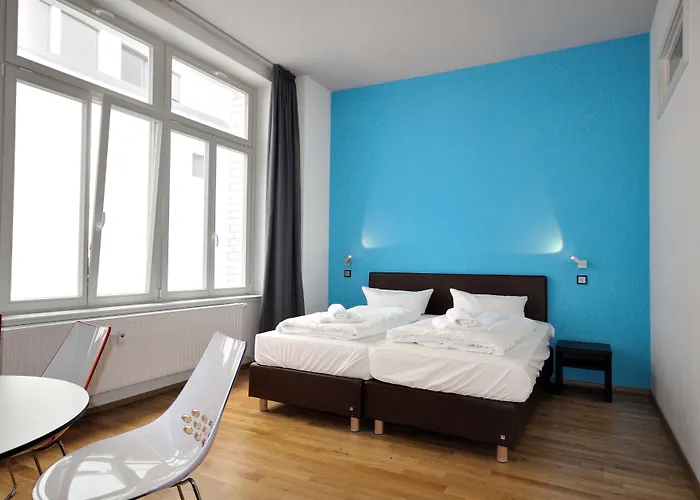 Five Elements & Capsules Leipzig