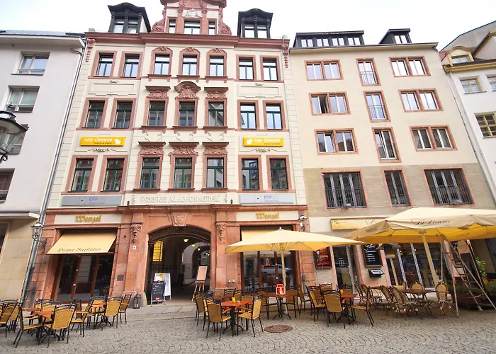 Five Elements & Capsules Hostel Leipzig