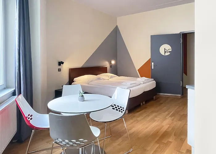 Five Elements & Capsules Hostel Leipzig