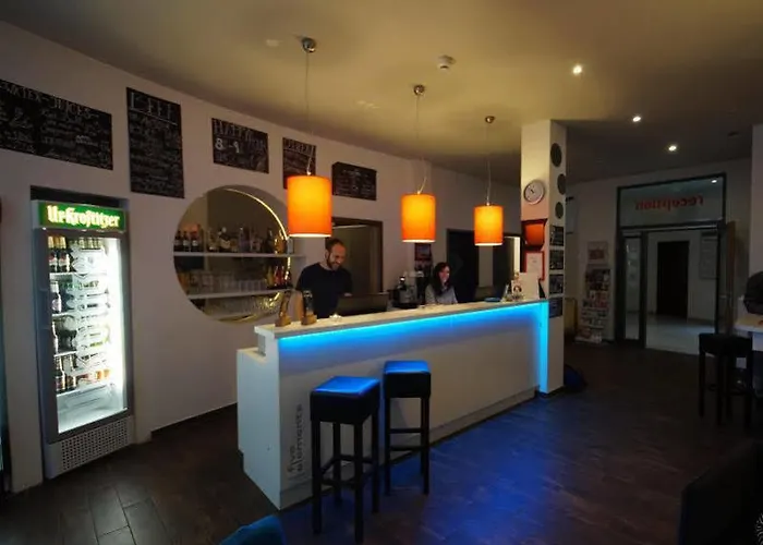 Hostel Five Elements & Capsules